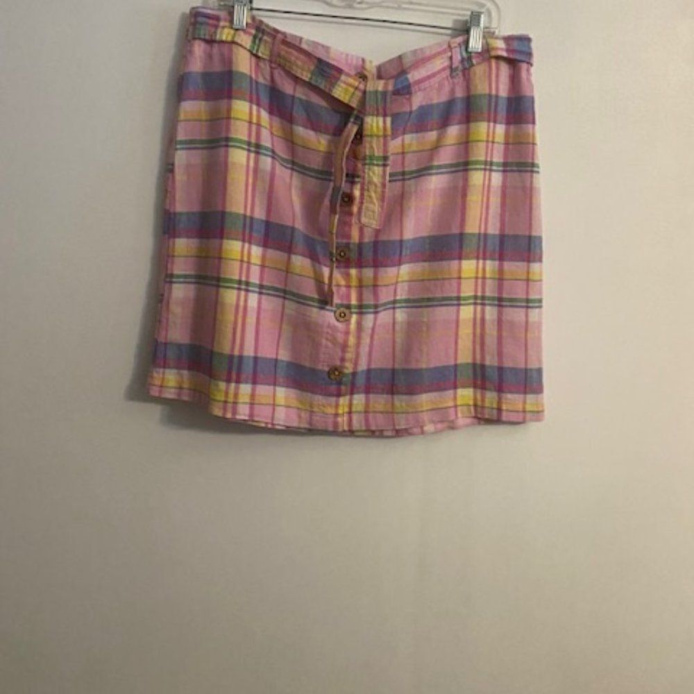 Purple & More Plaid button front Linen blend skort with attached belt, size L